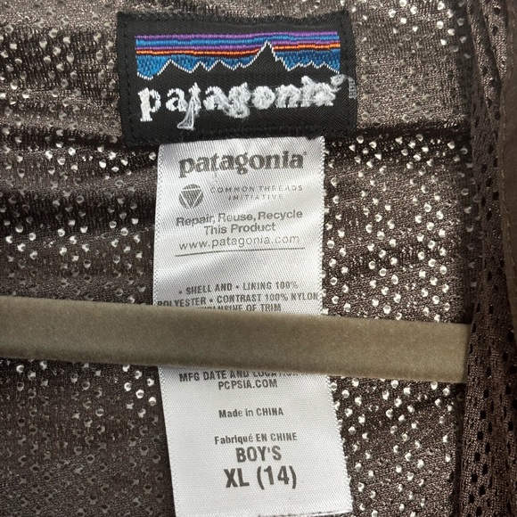 Patagonia Shell - Picture 9 of 13